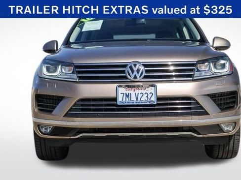 Used 2016 Volkswagen Touareg TDI image 2