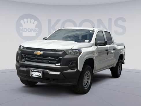 New 2026 Chevrolet Colorado W/T w/ Advanced Trailering Package AWD/4WD image 1