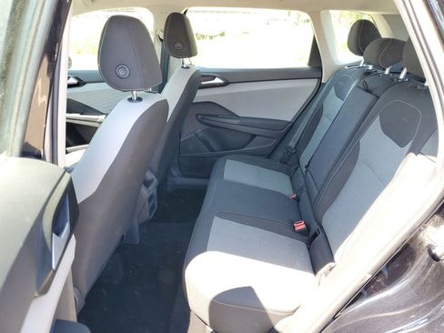 Used 2022 Volkswagen Taos S AWD/4WD image 12
