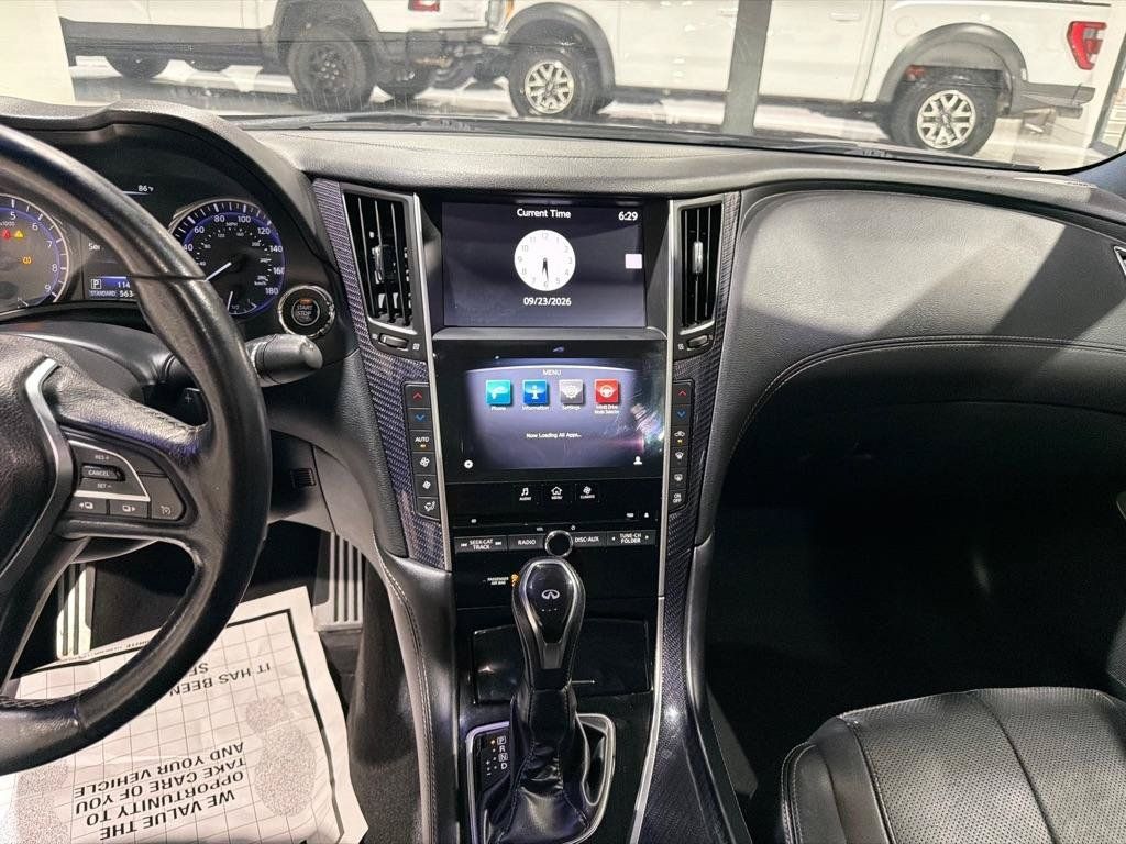 Used 2017 INFINITI Q60 Red Sport 400 RWD image 17