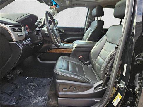 Used 2015 GMC Yukon XL Denali w/ Premium Package image 17