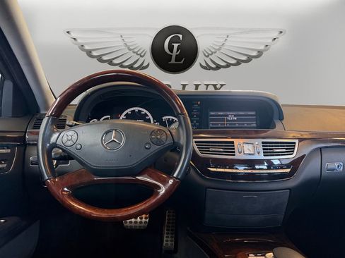 Used 2012 Mercedes-Benz S 550 image 10
