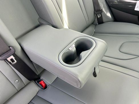 New 2026 Hyundai Elantra Limited w/ Cargo Package FWD image 32