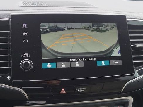 Used 2020 Honda Pilot Touring image 22