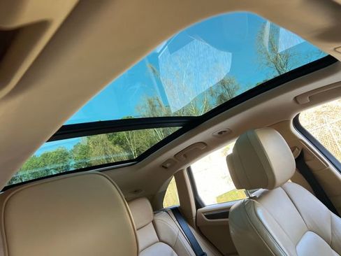 Used 2016 Porsche Macan S image 36