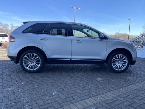 Used 2015 Lincoln MKX AWD w/ Equipment Group 102A image 6