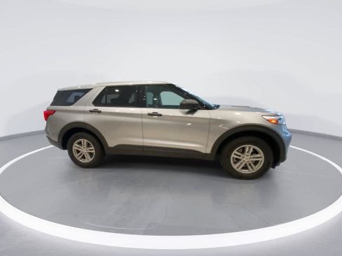 Used 2022 Ford Explorer 4WD image 9