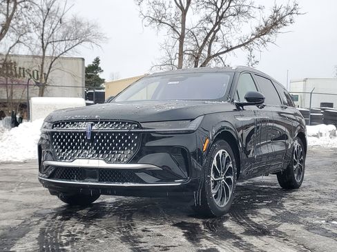 New 2026 Lincoln Nautilus Reserve image 2