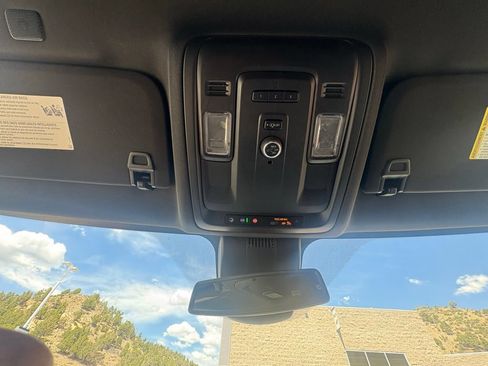 Used 2023 Chevrolet Tahoe LT AWD/4WD image 19