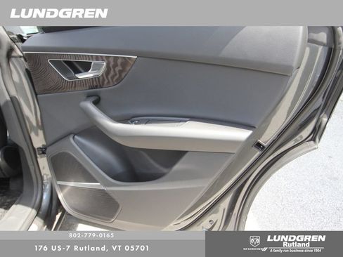 Used 2021 Audi Q8 Prestige AWD/4WD image 21