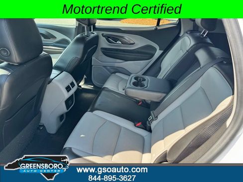 Used 2021 GMC Terrain SLT w/ LPO, Bright Accent Package AWD/4WD image 29