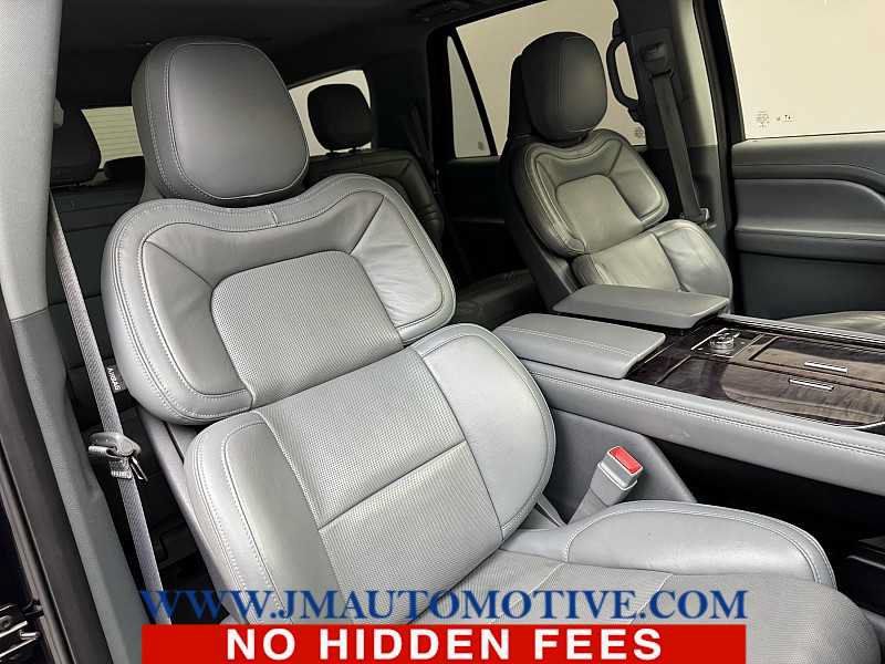 Used 2021 Lincoln Navigator Reserve w/ Luxury Package AWD/4WD image 25