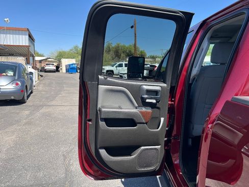 Used 2016 GMC Sierra 1500 SLE w/ SLE Value Package AWD/4WD image 29