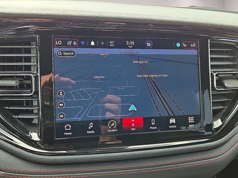 Used 2025 Dodge Durango GT AWD/4WD image 28