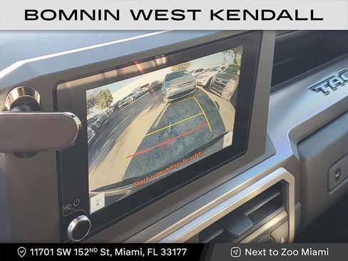 Used 2024 Toyota Tacoma Limited image 24