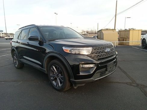 Used 2022 Ford Explorer XLT w/ Equipment Group 202A image 1
