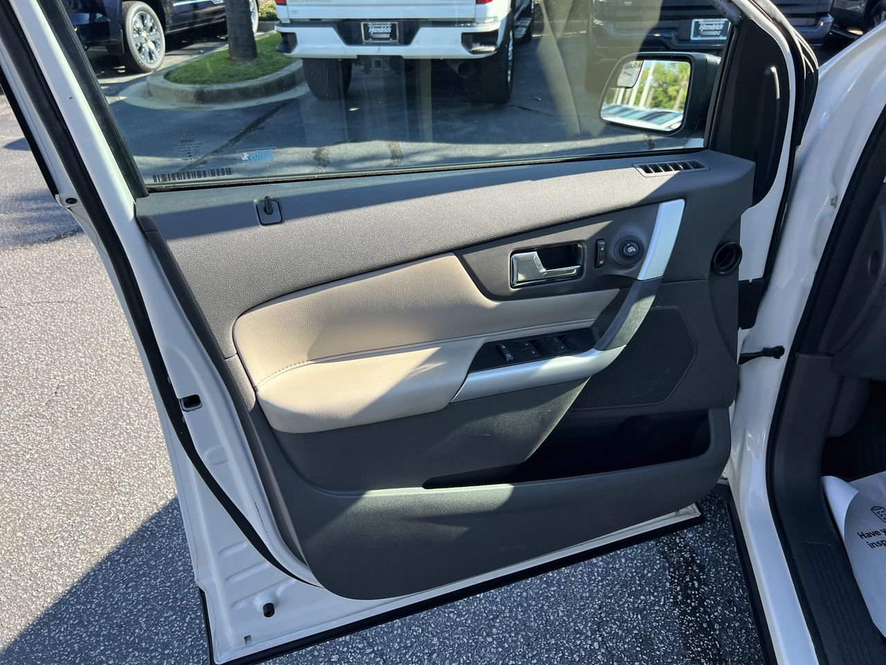 Used 2013 Ford Edge SE FWD image 14