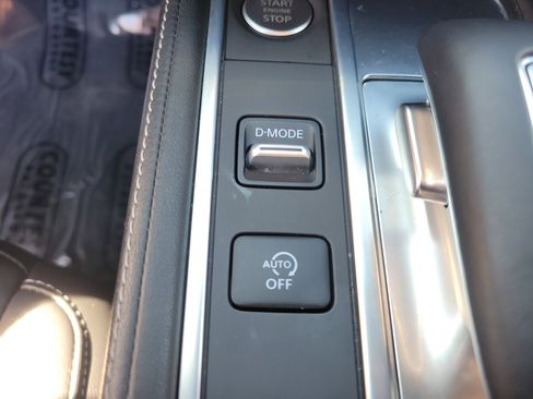 Certified 2025 INFINITI QX60 Pure w/ Cargo Package image 18