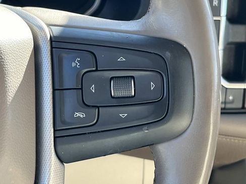 Used 2021 GMC Yukon XL Denali w/ Denali Premium Package image 33