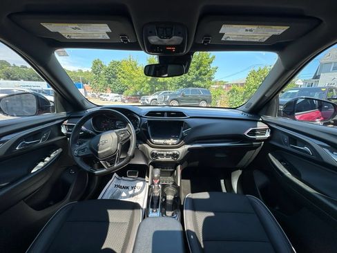 Used 2021 Chevrolet TrailBlazer RS w/ Sun and Liftgate Package AWD/4WD image 23