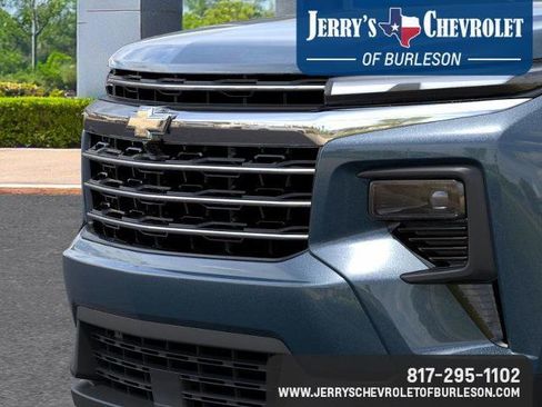 New 2026 Chevrolet Traverse LT w/ Sun and Wheel Package image 16