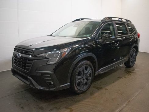 Used 2023 Subaru Ascent Onyx Edition AWD/4WD image 8