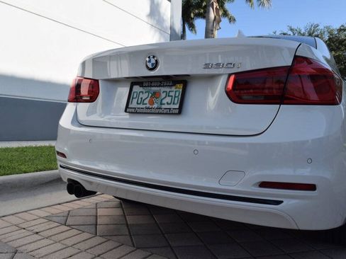 Used 2017 BMW 330i Sedan RWD image 18