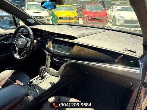 Used 2020 Cadillac XT6 Premium Luxury image 31