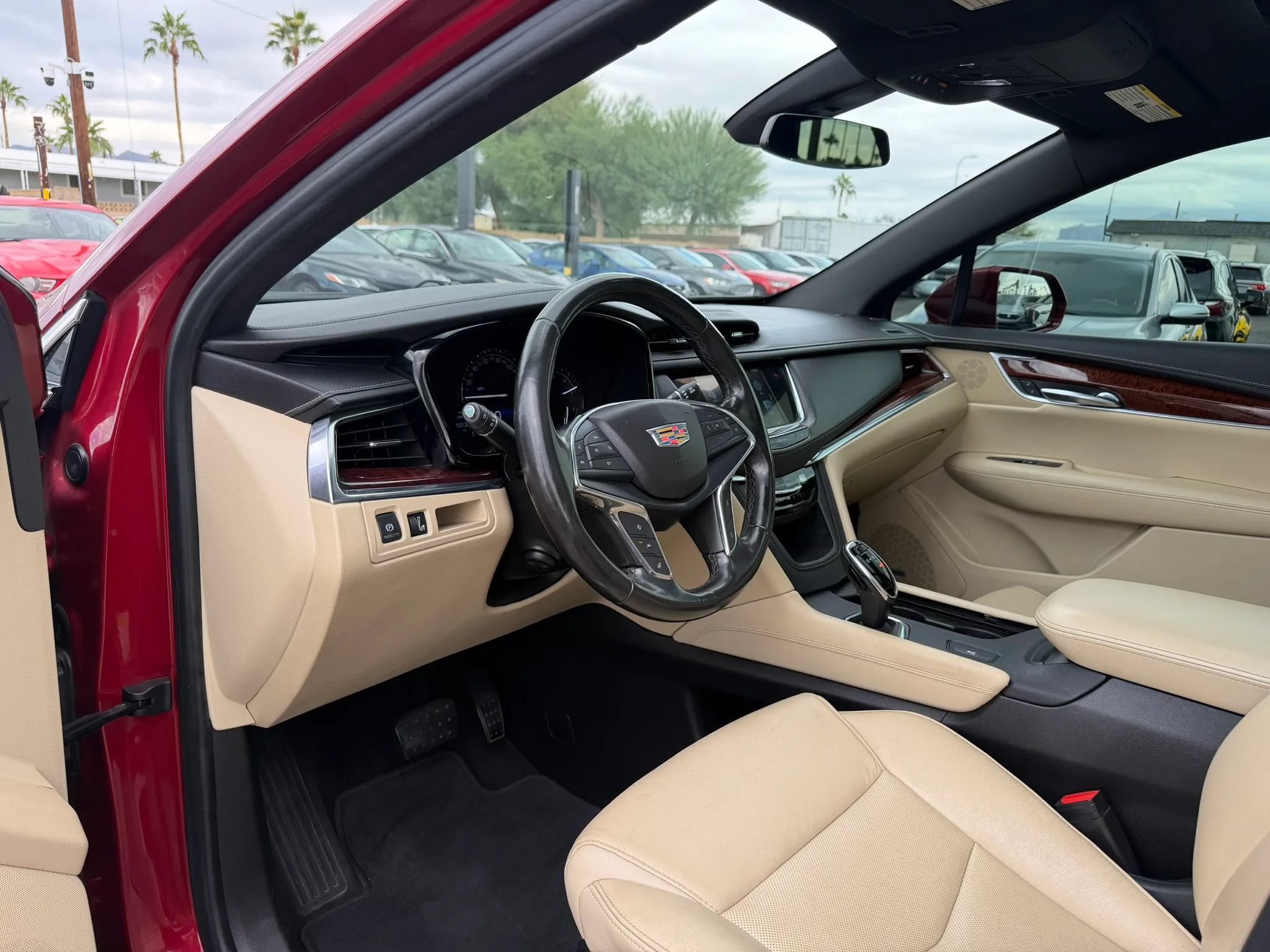Used 2019 Cadillac XT5 Luxury FWD image 18