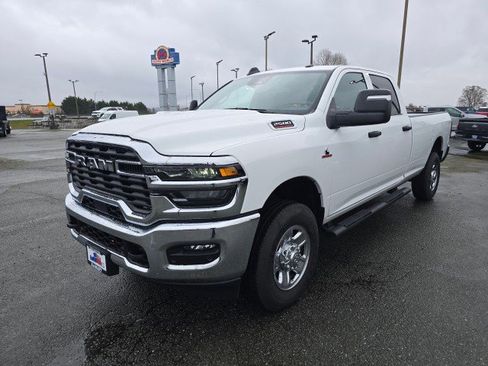 New 2025 RAM 2500 Tradesman AWD/4WD image 7
