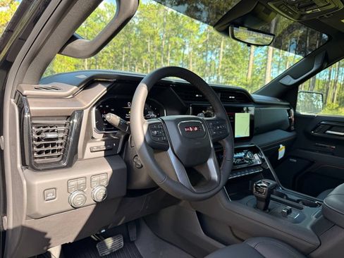 New 2026 GMC Sierra 1500 AT4 w/ AT4 Premium Package AWD/4WD image 16