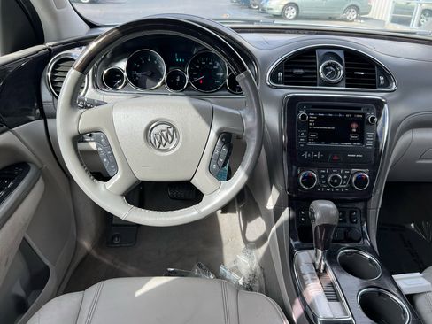 Used 2016 Buick Enclave Leather image 17