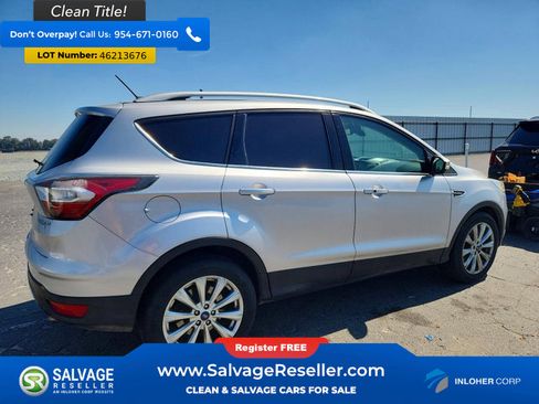 Used 2017 Ford Escape Titanium image 4