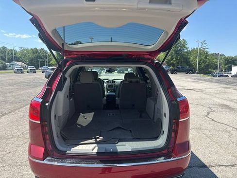 Used 2014 Buick Enclave Leather FWD image 9