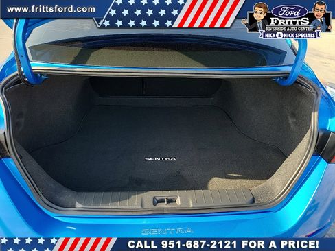 Used 2025 Nissan Sentra SR FWD image 17