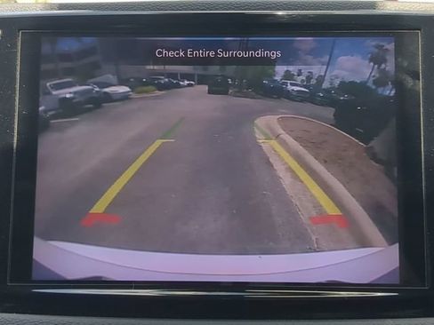 Used 2023 Chrysler Pacifica Touring-L FWD image 26