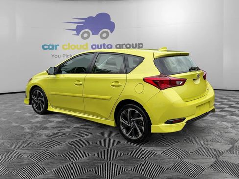 Used 2017 Toyota Corolla iM w/ Carpet Mat Package FWD image 3