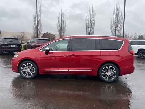 New 2026 Chrysler Pacifica Pinnacle w/ Trailer Tow Group image 2