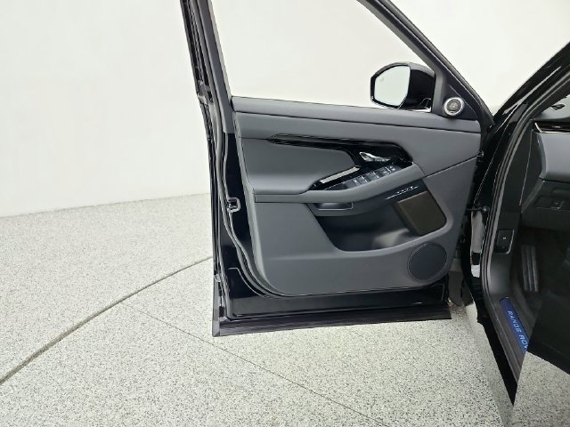 New 2026 Land Rover Range Rover Evoque S AWD/4WD image 27