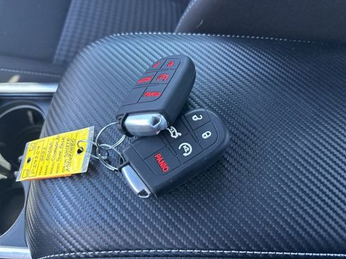 Used 2021 Dodge Charger Scat Pack w/ Dynamics Package image 17