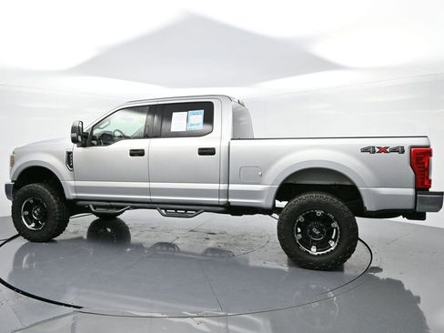 Used 2018 Ford F250 XLT AWD/4WD image 5