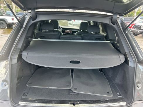 Used 2025 Audi Q7 3.0T Premium Plus image 30