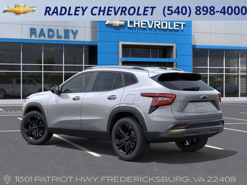 New 2026 Chevrolet Trax ACTIV w/ Sunroof Package image 3