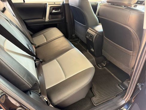 Used 2021 Toyota 4Runner SR5 Premium w/ Moonroof Package AWD/4WD image 31