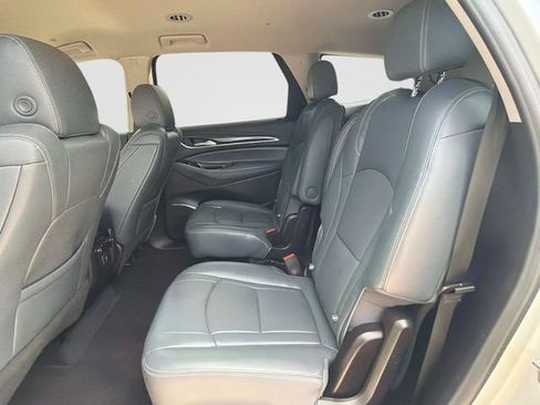 Used 2021 Buick Enclave Essence AWD/4WD image 15