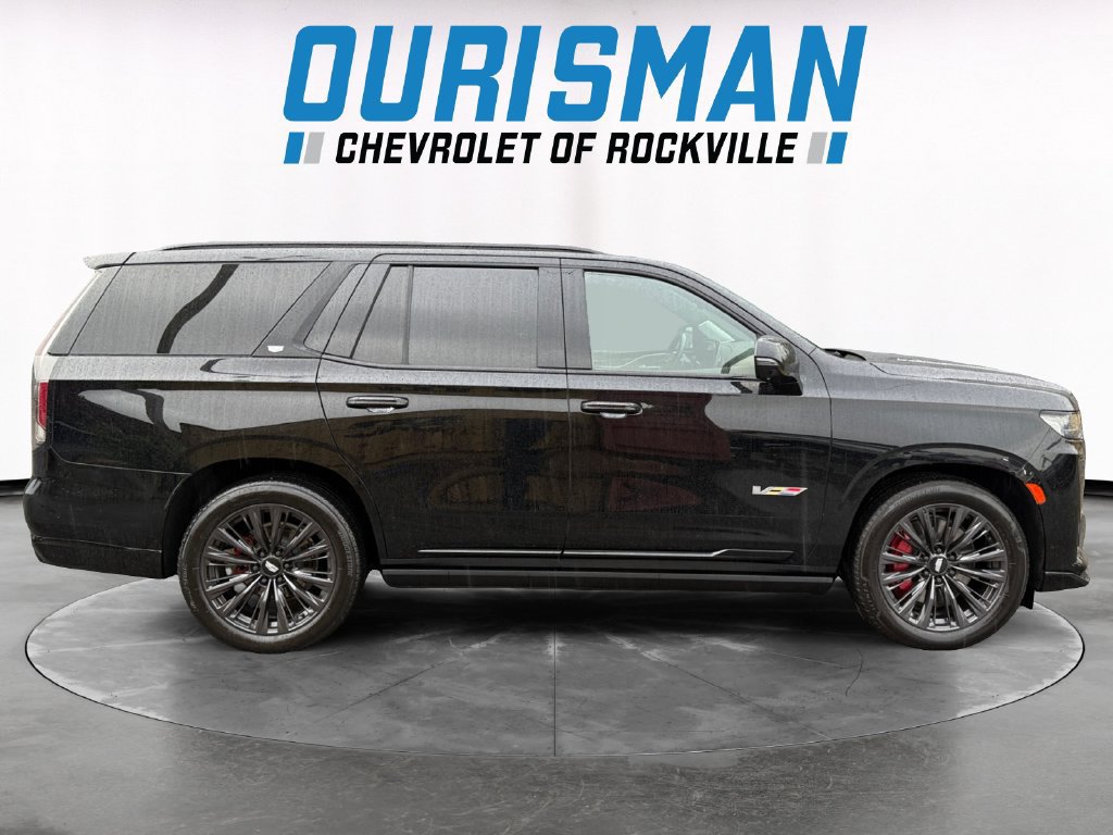 Used 2023 Cadillac Escalade V w/ LPO, ONYX Package AWD/4WD image 7