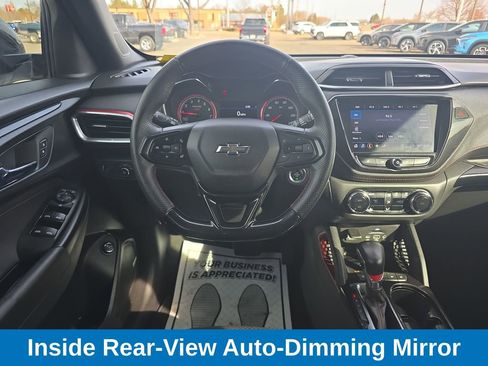 Used 2023 Chevrolet TrailBlazer RS w/ Sun and Liftgate Package image 14