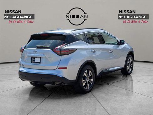 Used 2023 Nissan Murano SV image 5