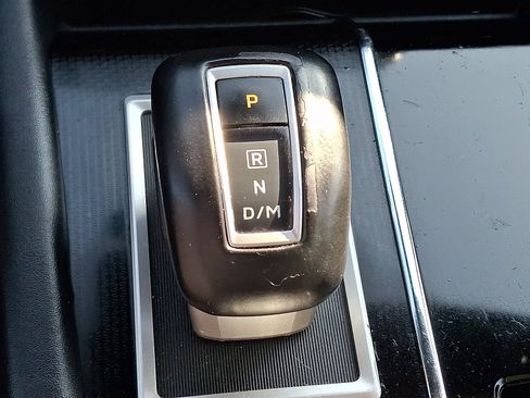 Used 2023 Mitsubishi Outlander SE AWD/4WD image 15