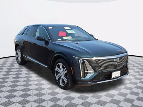 Certified 2024 Cadillac Lyriq Tech w/ Driver Assist Package AWD/4WD image 2